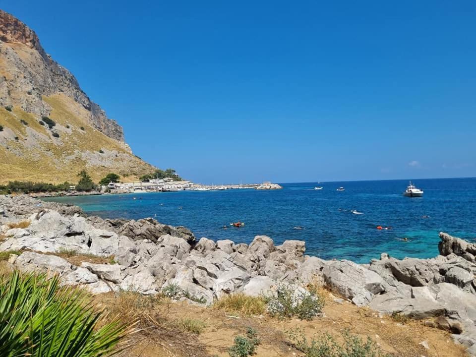 Aparthotel Ashur Mondello Palermo